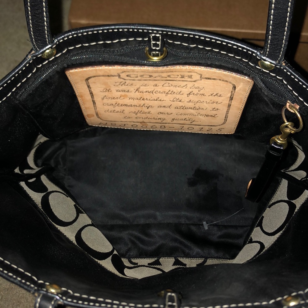 Coach Purse - Picture 3 of 4